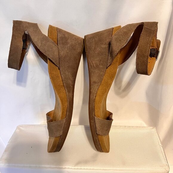 Lucky Brand Wedge 2 1/2" Heels-Suede Ankle Strap Buckle-Taupe/Tan-Size 8 1/2 - Picture 4 of 14